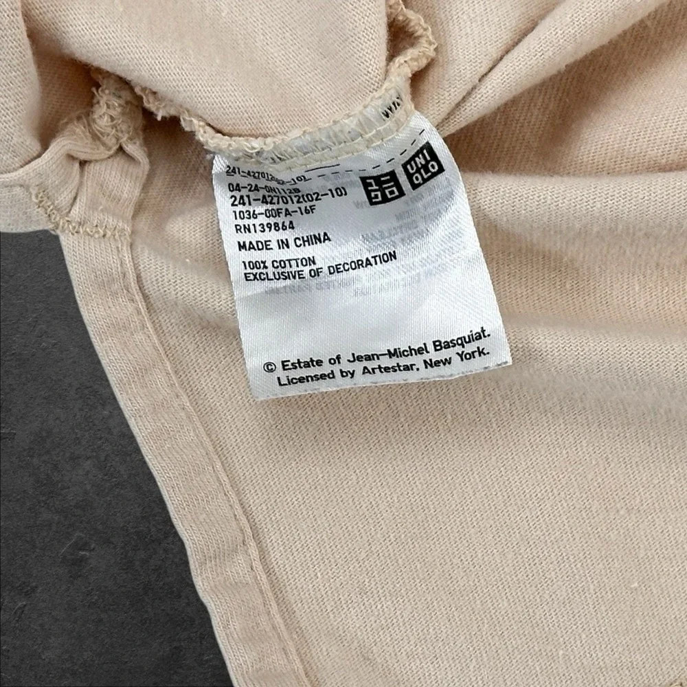 Uniqlo excellent preowned